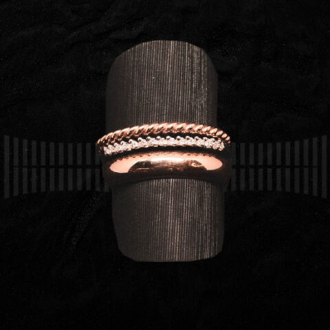 Sortija de Oro Rosa y Oro Blanco con Diamantes