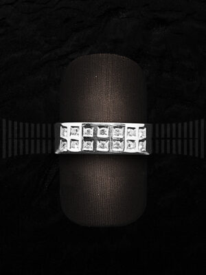 Sortija de Oro Blanco con Diamantes