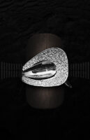 Sortija de Oro Blanco con Circonitas