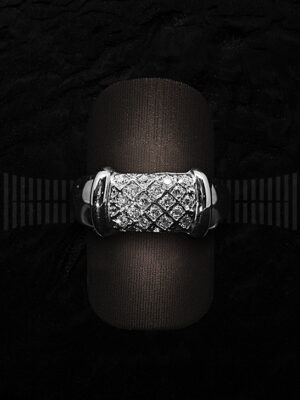 Sortija de Oro blanco con Circonitas