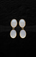 Pendientes de Oro Amarillo y Nácar