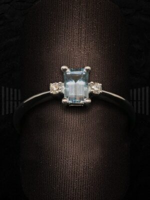 FIL BT05 90772T001 SORTIJA AGUAMARINA Y BRILLANTES-detalle