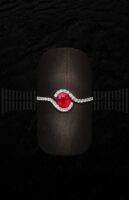 Sortija Oro Blanco Rubí brillantes