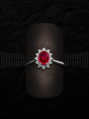 Sortija Oro blanco Rubí brillantes