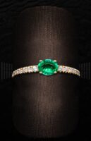 Sortija Oro amarillo esmeralda y brillantes