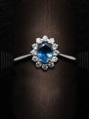 LUM BT 39DZ SORTIJA ROSETA ZAFIRO Y BRILLANTES-detalle