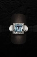 Sortija Oro Blanco Circonitas y Aguamarina