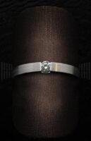 Solitario Mate con Brillantes en Perfil