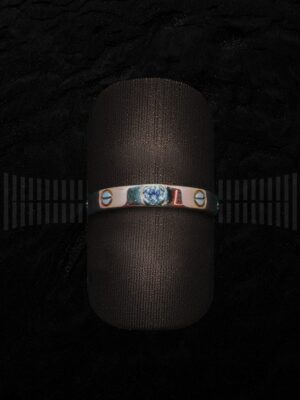 Solitario Oro Rosa tornillos en Oro Blanco brillante