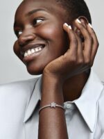 Pulsera de Cadena de Serpiente con Cierre de Estrella Asimétrica