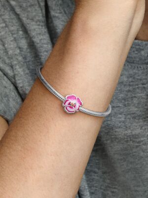 Charm Flor Pensamiento Rosa