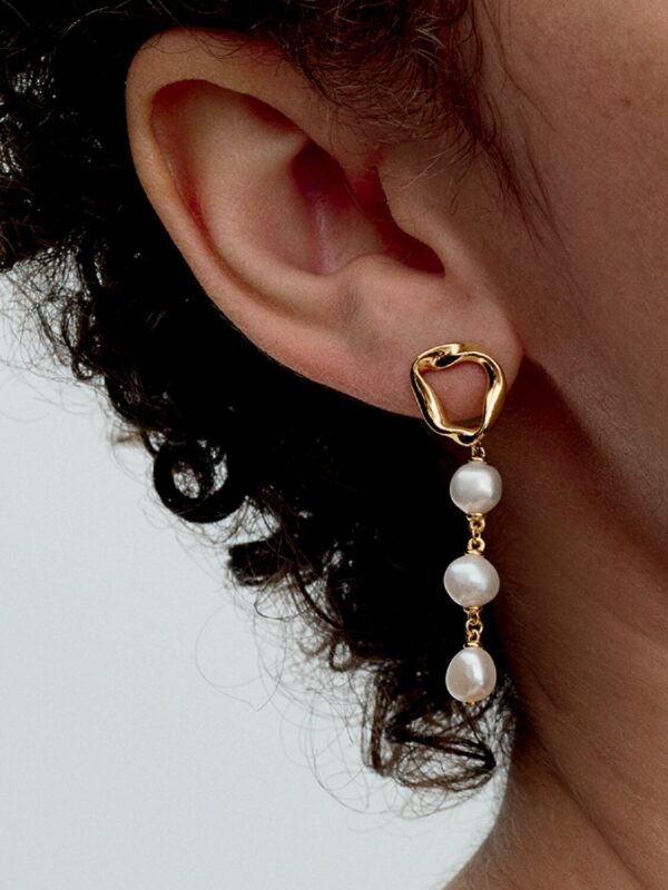 Pendientes Colgantes Círculo Forma orgánica y perlas Cultivadas de Agua Dulce Barroca