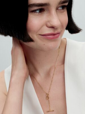 Collar con Cierre de barra en T Círculos Forma Orgánica