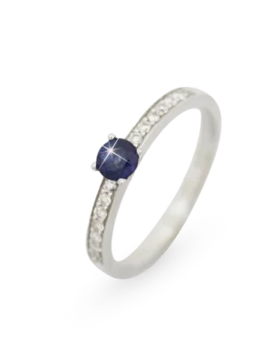 Colección Classic, Diamante 0.15 Ct, Zafiro, Solitario